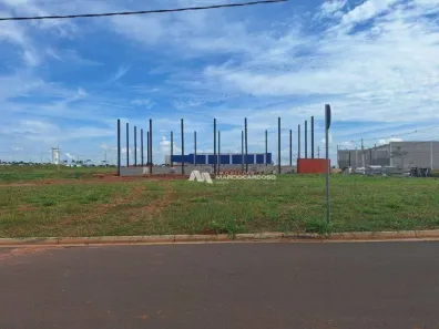 Lote/Terreno à venda, 700m² no Centro Empresarial BR-153, São José do Rio Preto
