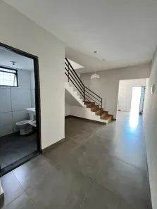 Casa com 3 Quartos para alugar, 130m² no Jardim Estoril IV, Bauru