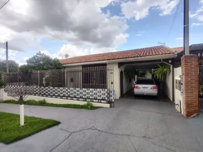 Casa com 3 Quartos à venda, 233m² no Parque Residencial Tuiuti, Maringá