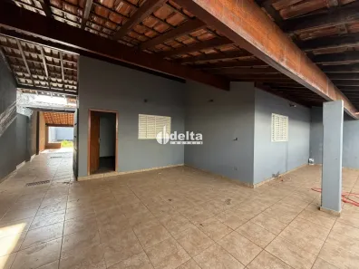 Casa com 3 Quartos para alugar, 170m² no Vigilato Pereira, Uberlândia