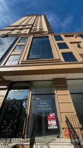 Sala Comercial para alugar, 241m² no Centro, Itapema