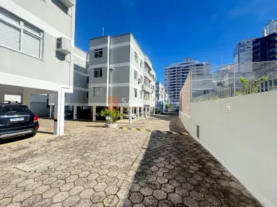 Apartamento com 2 Quartos para alugar, 70m² no Itacorubi, Florianópolis