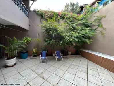Sobrado com 3 Quartos à venda, 127m² no Jardim Capão Redondo, São Paulo