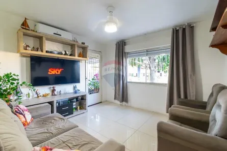 Casa com 2 Quartos à venda, 96m² no Parque Granja Esperança, Cachoeirinha