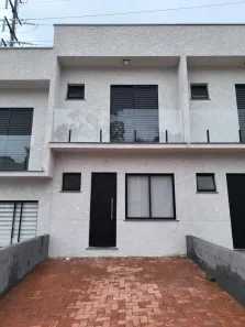 Casa de Condomínio com 2 Quartos para alugar, 70m² no Granja Viana II, Cotia
