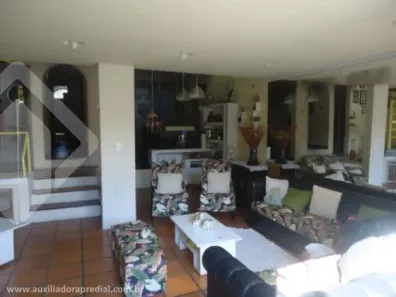 Casa com 4 Quartos à venda, 350m² no Medianeira, Porto Alegre