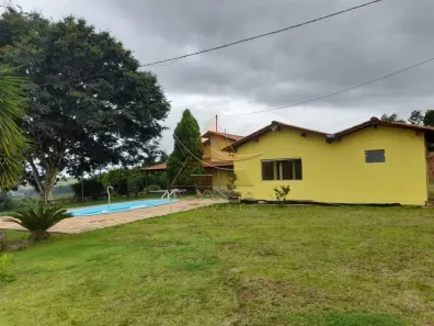 Fazenda/Sítio com 3 Quartos à venda, 130000m² no Centro, Lavras