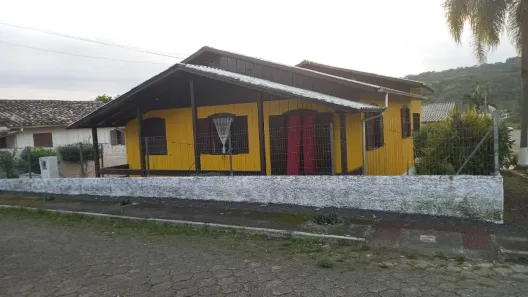 Casa com 2 Quartos à venda, 132m² no Vila Visconde, Criciúma