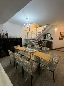 Sobrado com 4 Quartos à venda, 395m² no Marapé, Santos