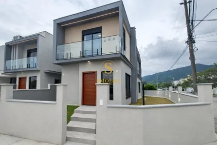Casa com 4 Quartos à venda, 177m² no São João do Rio Vermelho, Florianópolis