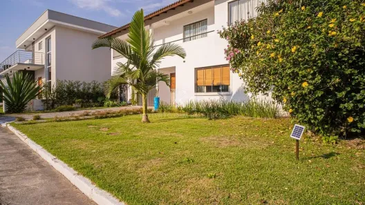 Casa de Condomínio com 4 Quartos à venda, 257m² no Cachoeira do Bom Jesus, Florianópolis