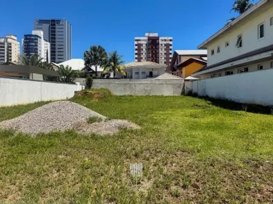 Lote/Terreno à venda, 648m² no Parque Residencial Aquarius, São José dos Campos