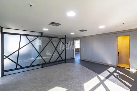 Sala Comercial para alugar, 211m² no Vila Gomes Cardim, São Paulo