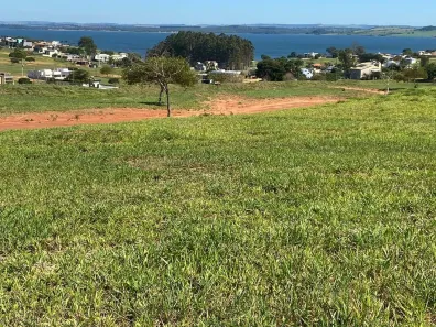 Lote/Terreno à venda, 450m² no Riviera de Santa Cristina XIII, Paranapanema