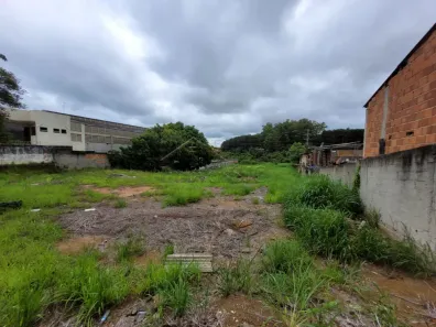 à venda, 2595m² no Chácaras Reunidas, São José dos Campos