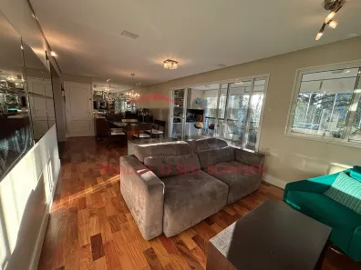 Apartamento com 3 Quartos para alugar, 126m² no Santo Amaro, São Paulo