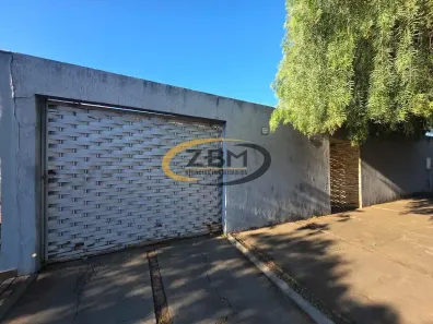 Casa com 3 Quartos para alugar, 159m² no Aeroporto, Londrina