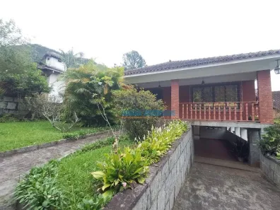 Casa com 3 Quartos à venda, 183m² no Parque do Ingá, Teresópolis