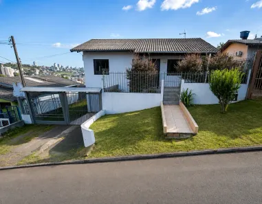 Casa com 3 Quartos para alugar, 110m² no Santa Maria, Chapecó