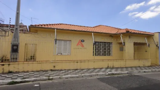 Casa com 3 Quartos para venda ou aluguel, 205m² no Centro, Jacareí