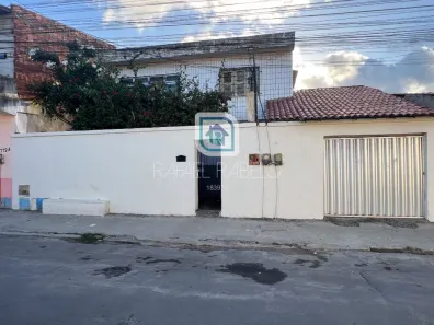 Casa com 3 Quartos à venda, 342m² no Cajazeiras, Fortaleza