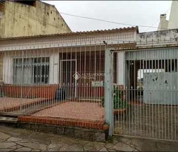 Casa com 3 Quartos à venda, 191m² no Chácara das Pedras, Porto Alegre