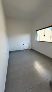 Casa com 2 Quartos à venda, 75m² no Jardim Canaã, Uberlândia