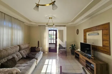 Casa com 4 Quartos à venda, 240m² no Jardim Nosso Lar, São Paulo