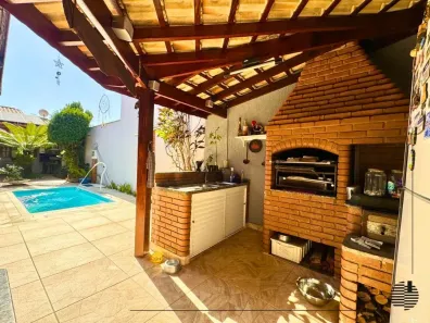 Sobrado com 3 Quartos à venda, 250m² no Parque Residencial Mayard, Itu