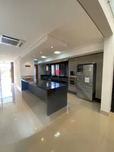 Sobrado com 3 Quartos à venda, 358m² no Vila Aviação, Bauru