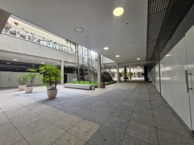 Ponto Comercial à venda, 160m² no Barra da Tijuca, Rio de Janeiro
