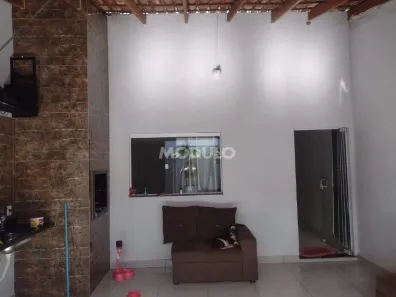 Casa com 2 Quartos à venda, 100m² no Jardim Canaã, Uberlândia