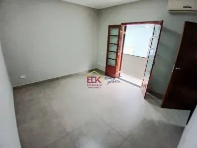 Sobrado com 3 Quartos à venda, 250m² no Granja Daniel, Taubaté