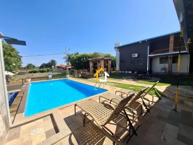 Fazenda/Sítio com 4 Quartos à venda, 374m² no , Fronteira