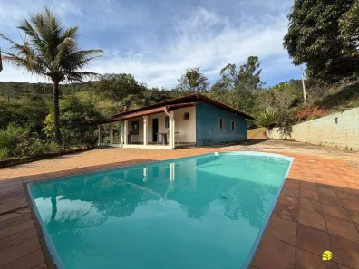 Fazenda/Sítio com 4 Quartos à venda, 180m² no Centro, Moeda