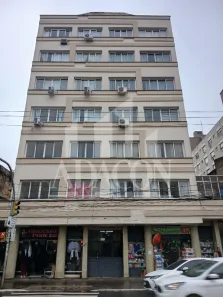 Kitnet com 1 Quarto para alugar, 25m² no Farroupilha, Porto Alegre
