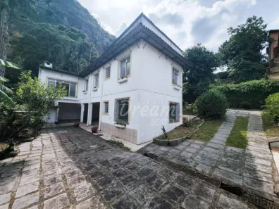 Casa com 4 Quartos à venda, 230m² no Soberbo, Teresópolis