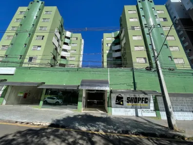Apartamento com 1 Quarto para alugar, 50m² no Jardim Aclimação, Maringá