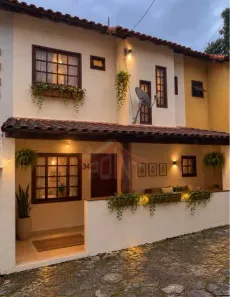 Casa de Condomínio com 3 Quartos à venda, 70m² no Sapê, Niterói