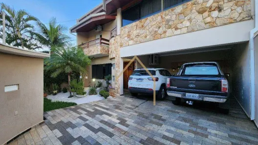 Casa com 4 Quartos à venda, 348m² no Parque Residencial Nardini, Americana