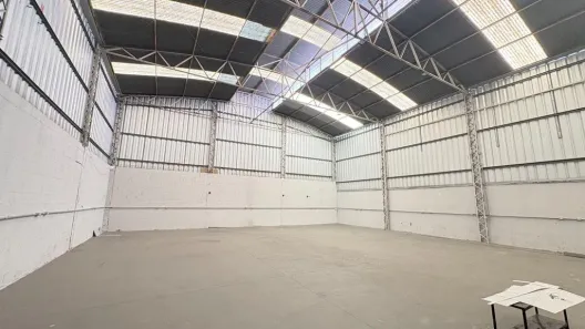Galpão/Depósito/Armazém para alugar, 400m² no Nova Veneza, Paulínia