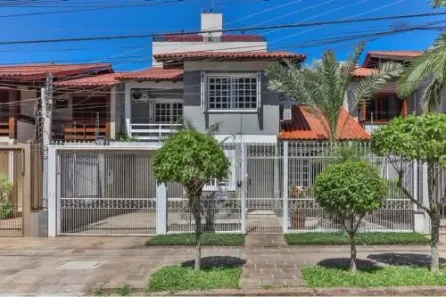 Casa com 5 Quartos à venda, 325m² no Jardim Lindóia, Porto Alegre