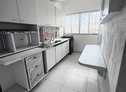 Apartamento com 2 Quartos para alugar, 75m² no Encruzilhada, Santos