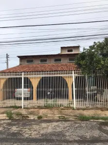 Sobrado com 9 Quartos à venda, 400m² no Guará II, Brasília