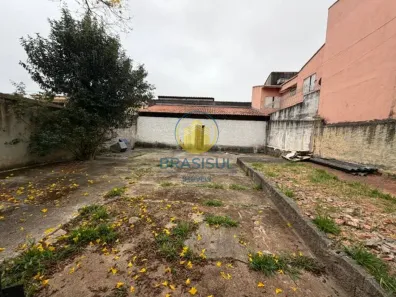 Lote/Terreno à venda, 300m² no Jardim das Imbuias, São Paulo