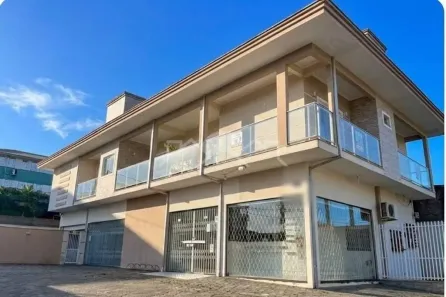 Ponto Comercial com 5 Quartos à venda, 412m² no Boehmerwald, Joinville