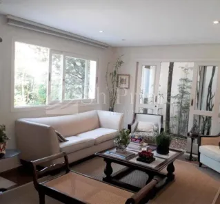 Sobrado com 4 Quartos à venda, 350m² no Sumaré, São Paulo