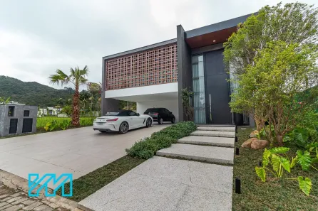 Casa com 4 Quartos à venda, 390m² no Praia Brava de Itajaí, Itajaí