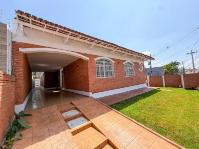 Imóvel Comercial com 7 Quartos para alugar, 280m² no Setor Sul, Goiânia
