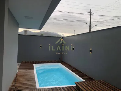 Sobrado com 3 Quartos à venda, 110m² no Centro, Camboriú